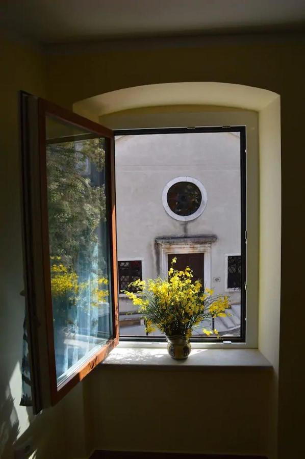 Old Town Apartment Popovic Vrsar Bagian luar foto