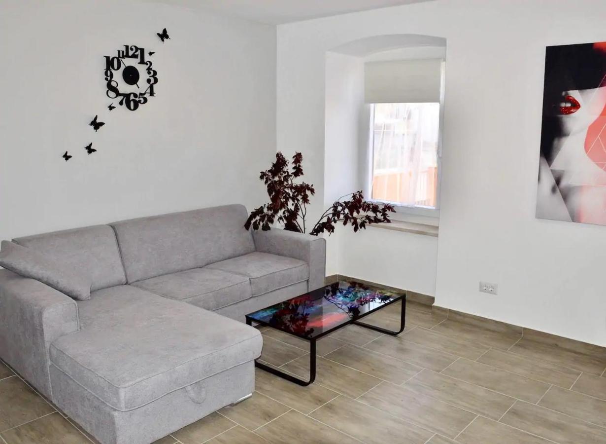 Old Town Apartment Popovic Vrsar Bagian luar foto