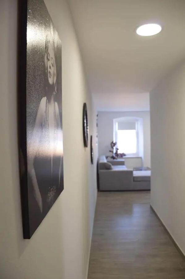 Old Town Apartment Popovic Vrsar Bagian luar foto